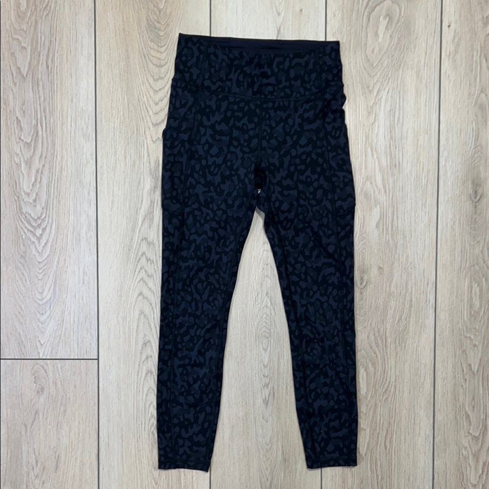 EUC - Lululemon Fast and Free High-Rise Crop 23" *Non-Reflective - Picture 4 of 11